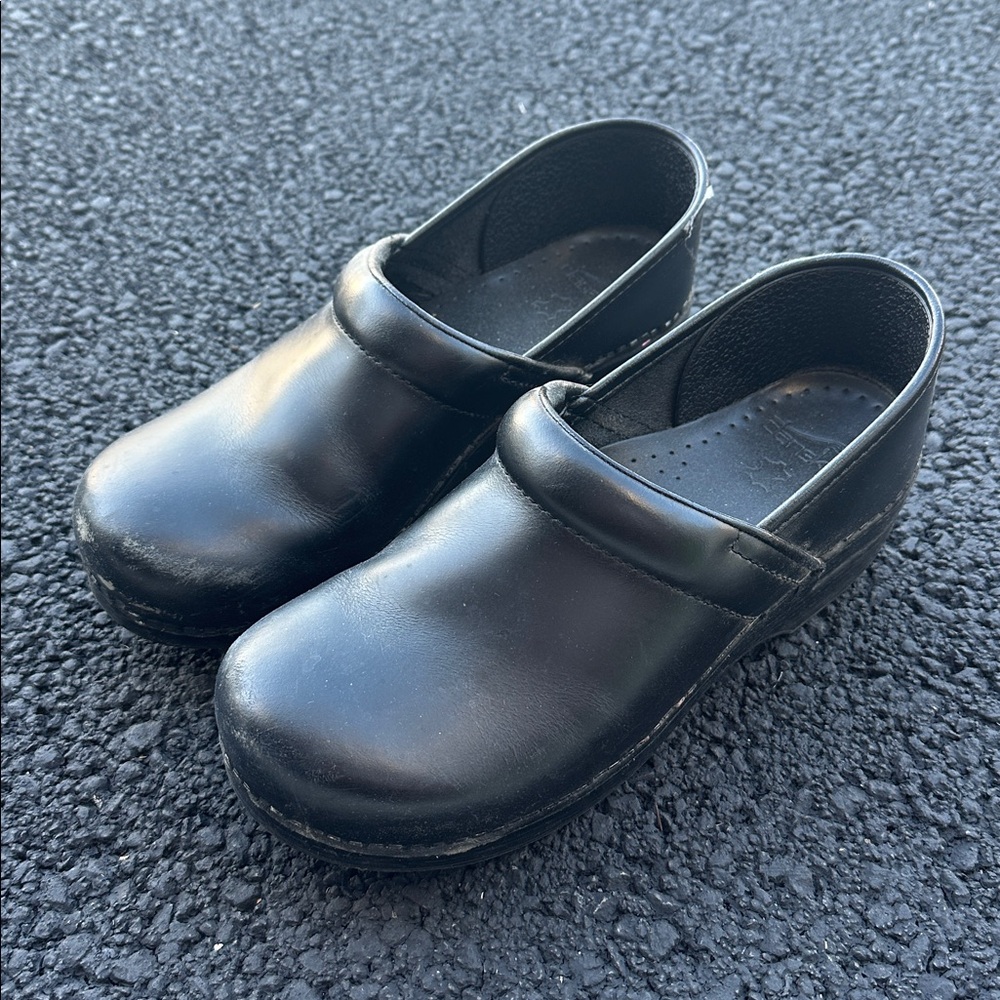 Matte Black Dansko Clogs